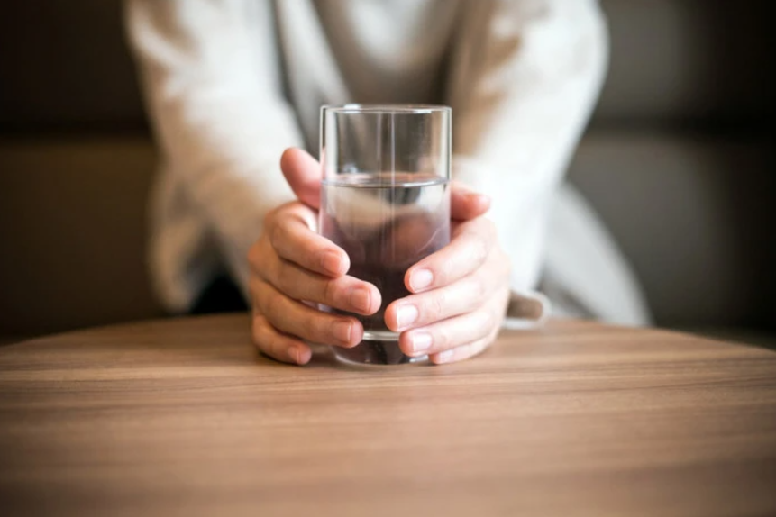 Nghiên cứu khoa học: Thói quen uống nước có liên quan tới tuổi thọ, người sống lâu thường tiêu thụ lượng nước ở mức này- Ảnh 4. Nghiên cứu khoa học: Thói quen uống nước có liên quan tới tuổi thọ, người sống lâu thường tiêu thụ lượng nước ở mức này- Ảnh 4.