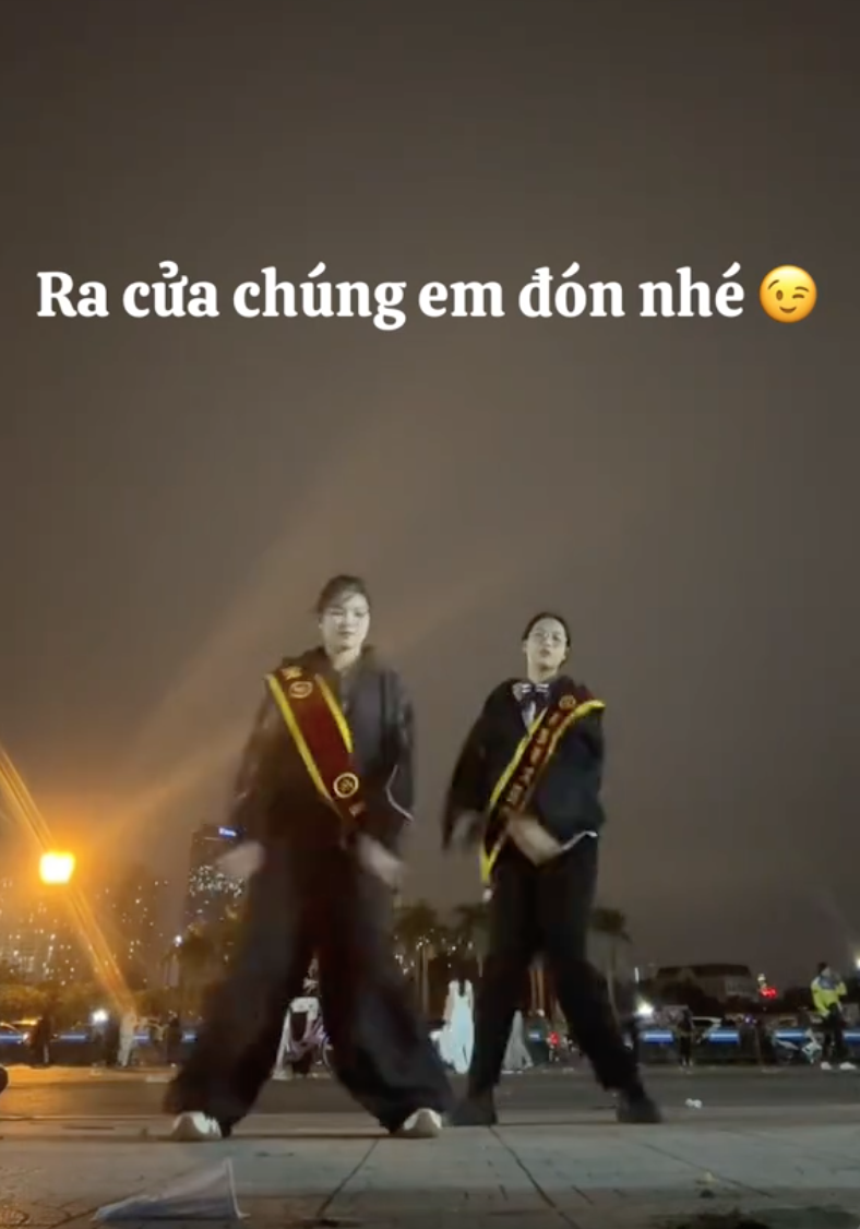 Haidilao đã làm gì trong đêm concert Anh Trai Say Hi ở Hà Nội?- Ảnh 6.