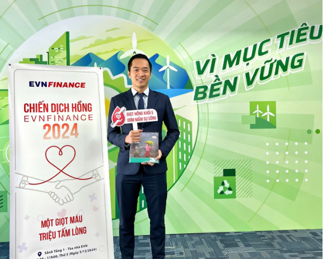 Hơn 80 đơn vị máu được cán bộ, nhân viên EVNFinance trao đi trong ngày tình nguyện quốc tế- Ảnh 4. Hơn 80 đơn vị máu được cán bộ, nhân viên EVNFinance trao đi trong ngày tình nguyện quốc tế- Ảnh 4.