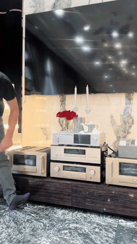 Mai Tây cùng mẹ chồng decor Tết cho căn villa trăm tỷ: Vị trí đắc địa Đảo Kim Cương, loạt nột thất giá trị khủng- Ảnh 10.