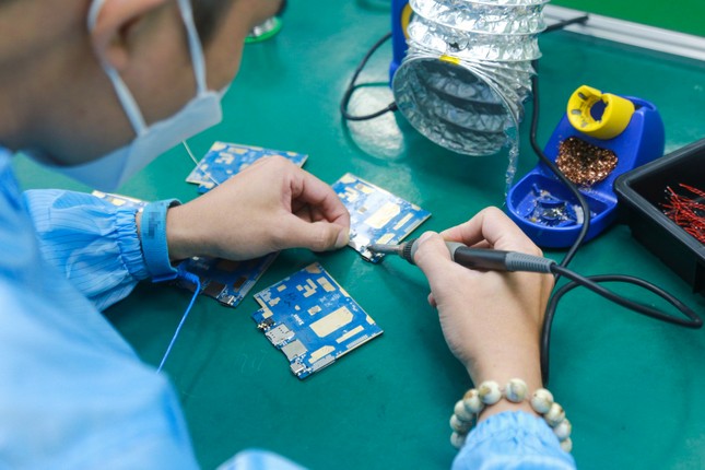 Lợi thế của Việt Nam trong ngành bán dẫn tỷ USD - Ảnh 4.