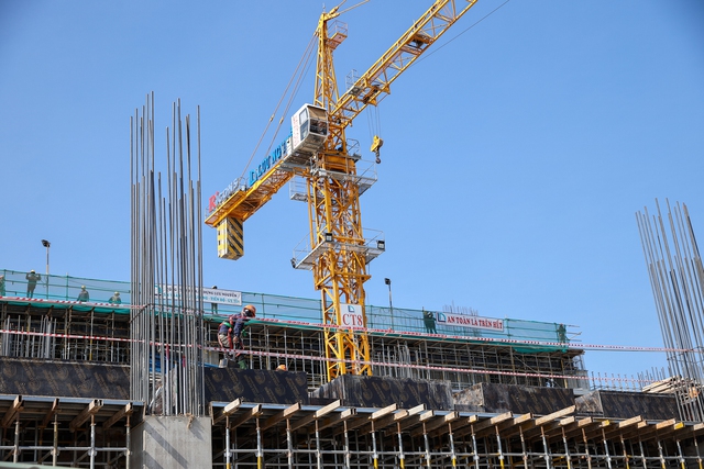 Thủ tướng: Phấn đấu hoàn thành ga T3 Tân Sơn Nhất đúng dịp 50 năm giải phóng miền Nam - Ảnh 8. Thủ tướng: Phấn đấu hoàn thành ga T3 Tân Sơn Nhất đúng dịp 50 năm giải phóng miền Nam - Ảnh 8.