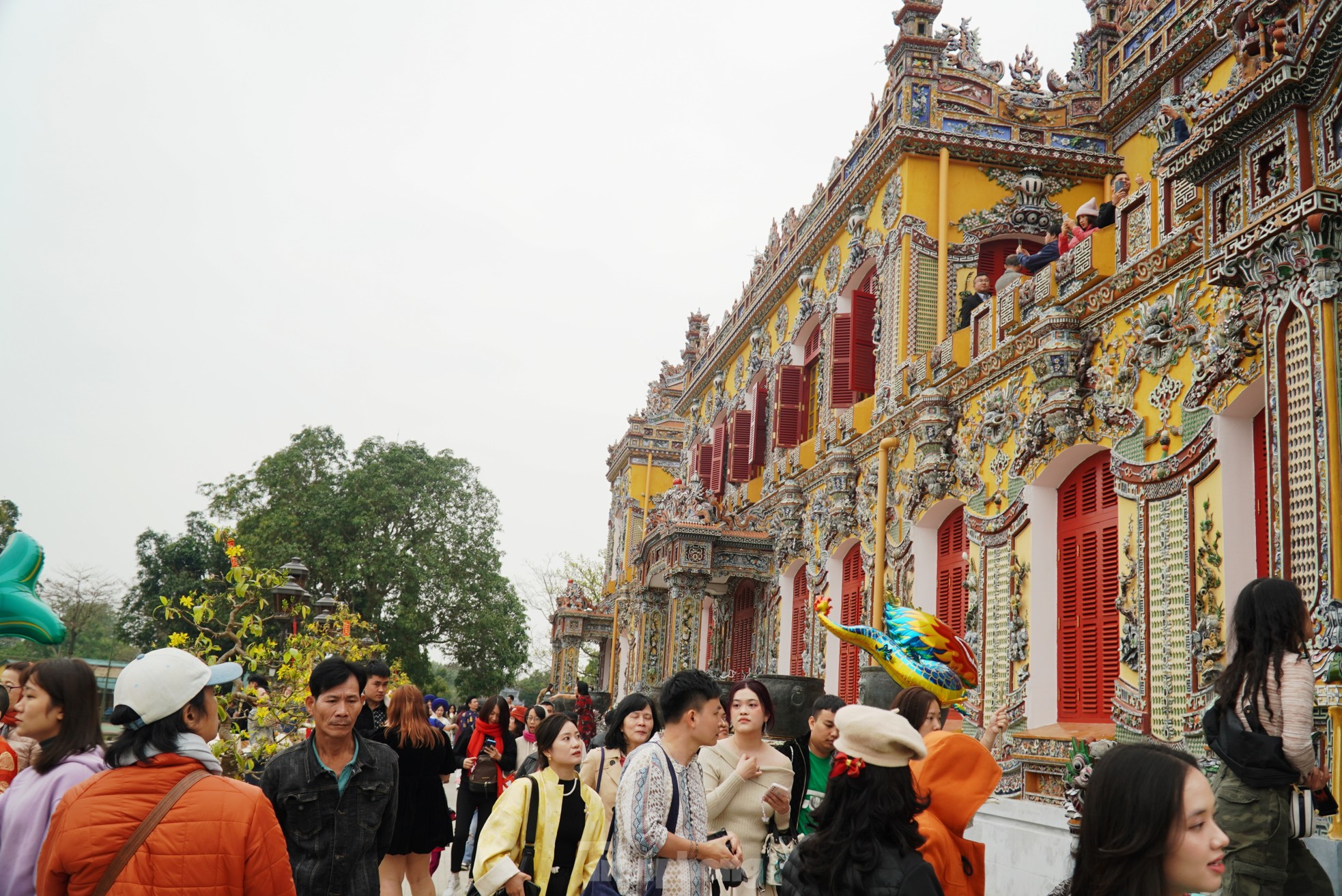 Choáng ngợp với cung điện nguy nga, tráng lệ của triều Nguyễn vừa hoàn thành trùng tu - Ảnh 21.