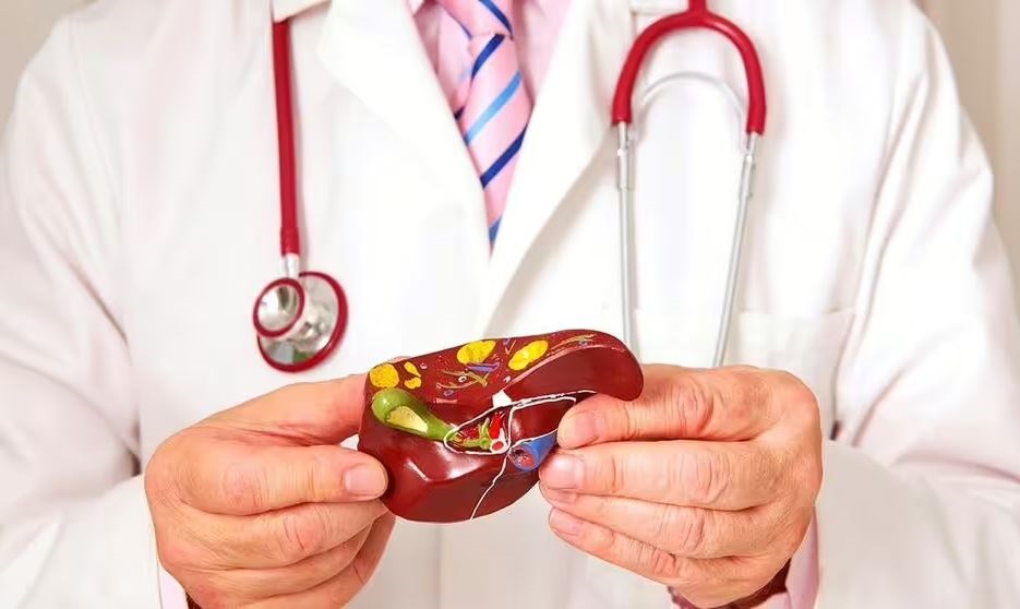 Chuyên gia tiêu hóa chỉ rõ ‘thủ phạm’ tàn phá chức năng gan, nhiều nam giới vẫn mê mẩn hằng ngày- Ảnh 1. Chuyên gia tiêu hóa chỉ rõ ‘thủ phạm’ tàn phá chức năng gan, nhiều nam giới vẫn mê mẩn hằng ngày- Ảnh 1.