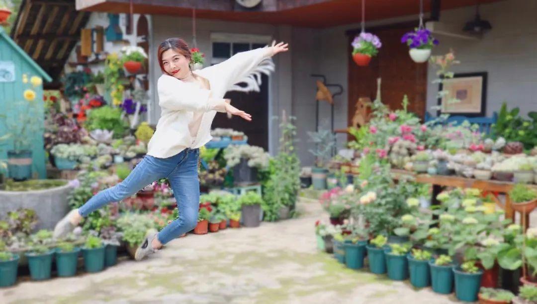 Rời bỏ thành phố, cặp vợ chồng về quê thuê 1 căn nhà cũ và cải tạo lại, sống một cách thảnh thơi- Ảnh 1. Rời bỏ thành phố, cặp vợ chồng về quê thuê 1 căn nhà cũ và cải tạo lại, sống một cách thảnh thơi- Ảnh 1.