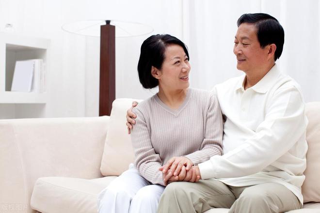 Mẹ thiên vị anh, em trai nhưng về già chỉ có tôi chăm sóc: 7 năm sau xem di chúc, ai nấy đều hoang mang- Ảnh 2. Mẹ thiên vị anh, em trai nhưng về già chỉ có tôi chăm sóc: 7 năm sau xem di chúc, ai nấy đều hoang mang- Ảnh 2.
