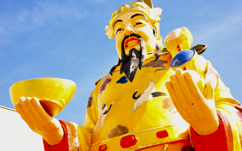 Tiệm vàng đông nghịt người dù chưa tới ngày Vía Thần Tài: Không phải cứ mua là có lộc, cần lưu ý những điều này- Ảnh 1. Tiệm vàng đông nghịt người dù chưa tới ngày Vía Thần Tài: Không phải cứ mua là có lộc, cần lưu ý những điều này- Ảnh 1.