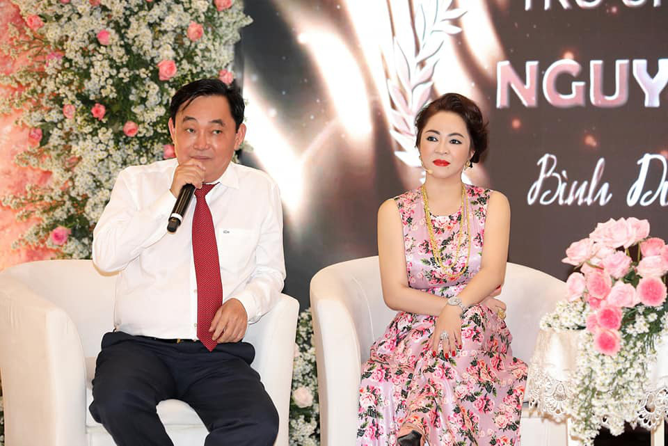 Triệu tập vợ chồng bà Nguyễn Phương Hằng tới phiên tòa xét xử bà Hàn Ni - Ảnh 1.