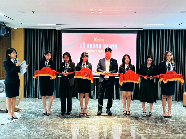 Bí quyết cưỡi sóng kinh tế, khẳng định vị thế trên thị trường - Ảnh 2. Bí quyết cưỡi sóng kinh tế, khẳng định vị thế trên thị trường - Ảnh 2.