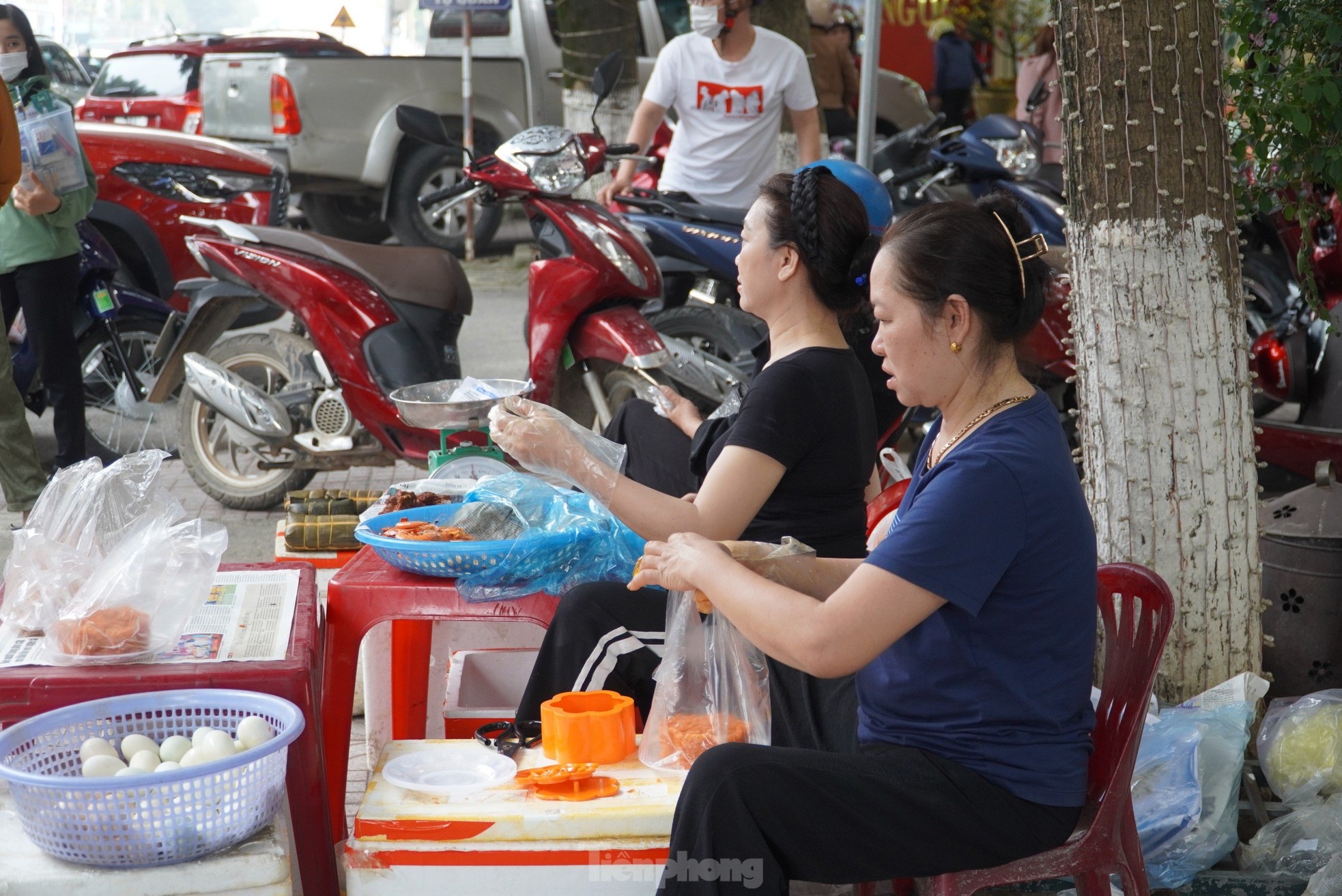 Xôi tam sên - món ăn nghe lạ tai gây 'sốt' ngày vía Thần tài - Ảnh 6.