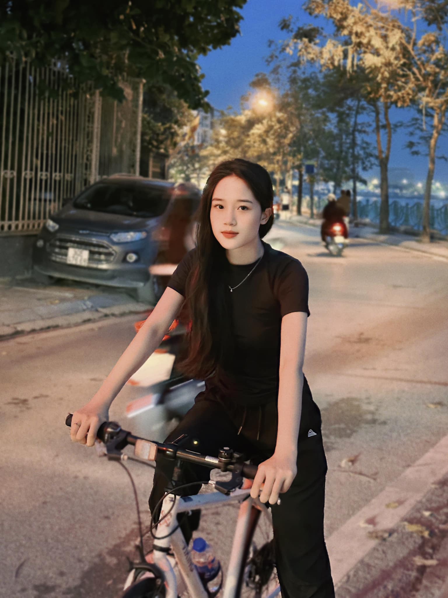 Tiểu thư nhà giàu trong Đào, Phở Và Piano: Sinh năm 2003, vượt hàng trăm người thành nữ chính khi đang học ngành Marketing - Ảnh 12. Tiểu thư nhà giàu trong Đào, Phở Và Piano: Sinh năm 2003, vượt hàng trăm người thành nữ chính khi đang học ngành Marketing - Ảnh 12.