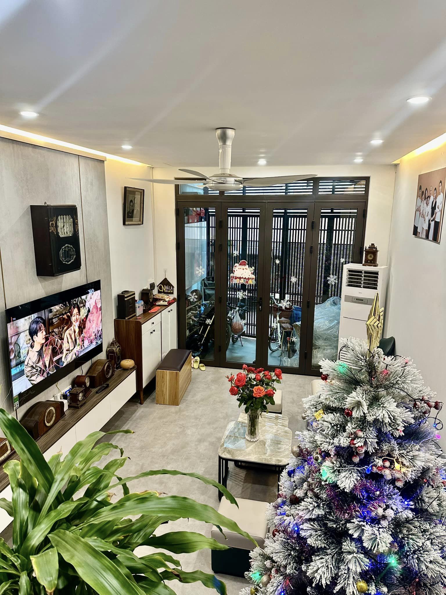 Cơ ngơi của bà bán phở trong “Đào, phở và piano”: Từ nhà 10m2 đến căn hộ 111m2, giờ tậu nhà lầu có thang máy- Ảnh 3.