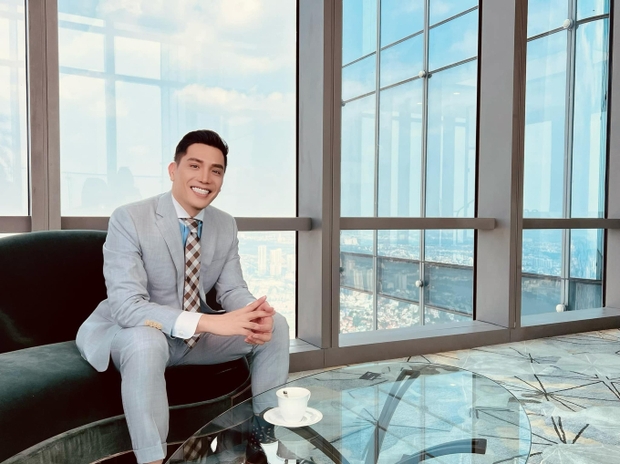 Chủ cụm rạp nhận chiếu Đào, Phở Và Piano phi lợi nhuận: Khởi nghiệp với 300 triệu, giờ có công ty định giá nghìn tỷ- Ảnh 2. Chủ cụm rạp nhận chiếu Đào, Phở Và Piano phi lợi nhuận: Khởi nghiệp với 300 triệu, giờ có công ty định giá nghìn tỷ- Ảnh 2.