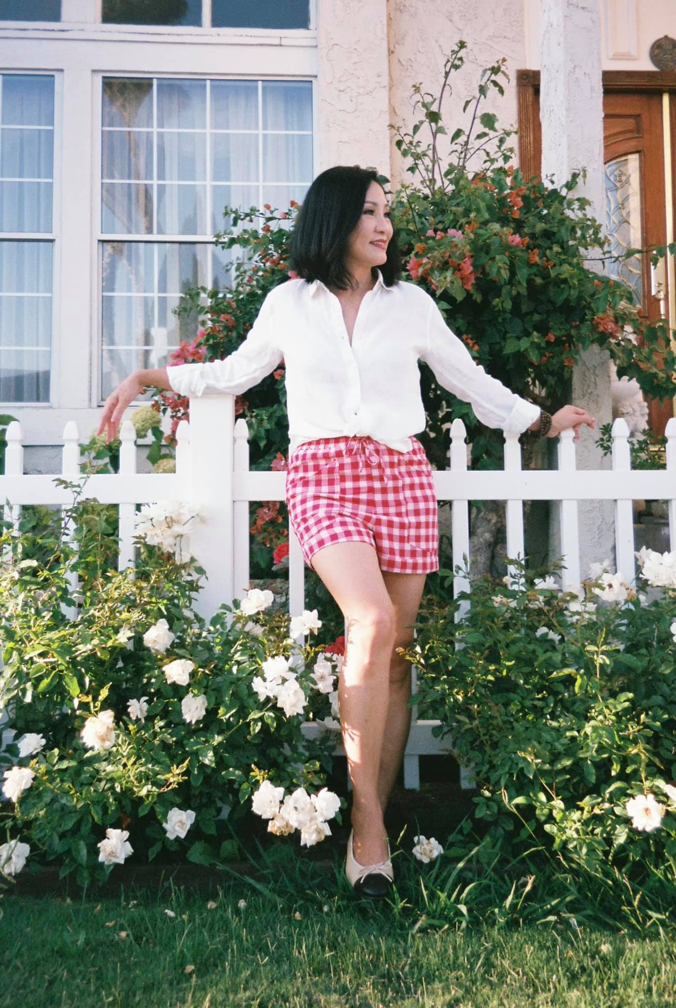 ''Phú bà'' phim Mai sở hữu khu vườn cổ tích ở Mỹ: Hoa trái nhiều vô kể, mùa xuân cây mọc che hết lối đi- Ảnh 5. ''Phú bà'' phim Mai sở hữu khu vườn cổ tích ở Mỹ: Hoa trái nhiều vô kể, mùa xuân cây mọc che hết lối đi- Ảnh 5.