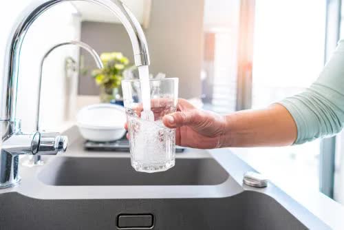 Bác sĩ trường thọ 63 tuổi tiết lộ 5 bí quyết ăn kiêng và tập thể dục để trẻ trung, khỏe mạnh đến cuối đời - Ảnh 2. Bác sĩ trường thọ 63 tuổi tiết lộ 5 bí quyết ăn kiêng và tập thể dục để trẻ trung, khỏe mạnh đến cuối đời - Ảnh 2.