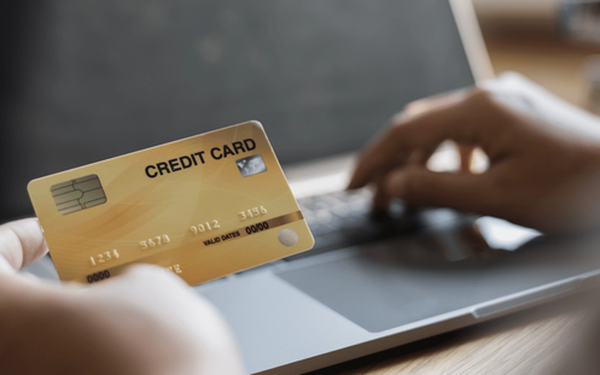 Dân văn phòng minh oan cho thẻ tín dụng: Tiết kiệm đến vài triệu đồng/tháng, ra đường tự tin hơn hẳn- Ảnh 2. Dân văn phòng minh oan cho thẻ tín dụng: Tiết kiệm đến vài triệu đồng/tháng, ra đường tự tin hơn hẳn- Ảnh 2.