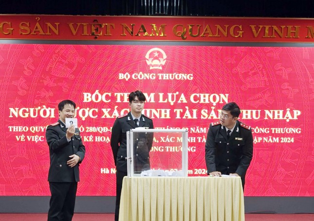 Sẽ xác minh tài sản của 28 lãnh đạo thuộc Bộ Công Thương - Ảnh 1.