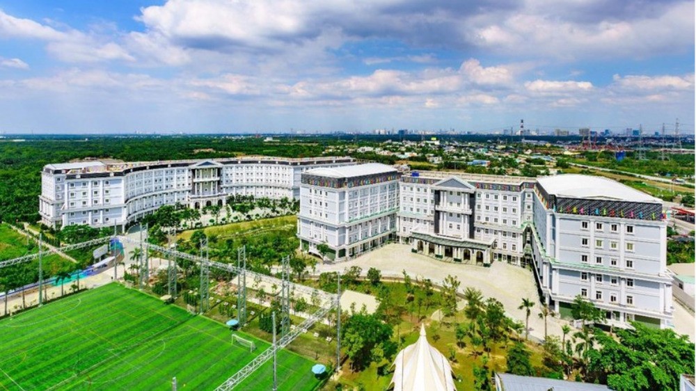 Giáo dục Quốc tế Mỹ AIS của doanh nhân Nguyễn Thị Út Em bị ‘nhắc tên’ do nợ BHXH - Ảnh 1. Giáo dục Quốc tế Mỹ AIS của doanh nhân Nguyễn Thị Út Em bị ‘nhắc tên’ do nợ BHXH - Ảnh 1.