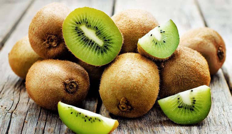 4 loại quả không chua nhưng vẫn giàu vitamin C hơn cả chanh, là “thần dược” hạ đường huyết hiệu quả: Rất sẵn ở Việt Nam - Ảnh 3. 4 loại quả không chua nhưng vẫn giàu vitamin C hơn cả chanh, là “thần dược” hạ đường huyết hiệu quả: Rất sẵn ở Việt Nam - Ảnh 3.