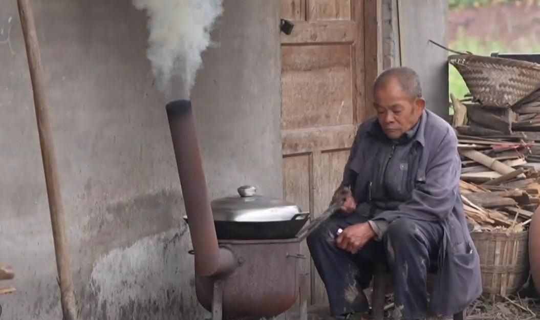Nghe tin bố nhận 6 tỷ đồng tiền đền bù đất, con gái biến mất nhiều năm đột nhiên xuất hiện đòi chia: Kết quả tại tòa khiến nhiều người “không tin nổi” - Ảnh 4. Nghe tin bố nhận 6 tỷ đồng tiền đền bù đất, con gái biến mất nhiều năm đột nhiên xuất hiện đòi chia: Kết quả tại tòa khiến nhiều người “không tin nổi” - Ảnh 4.