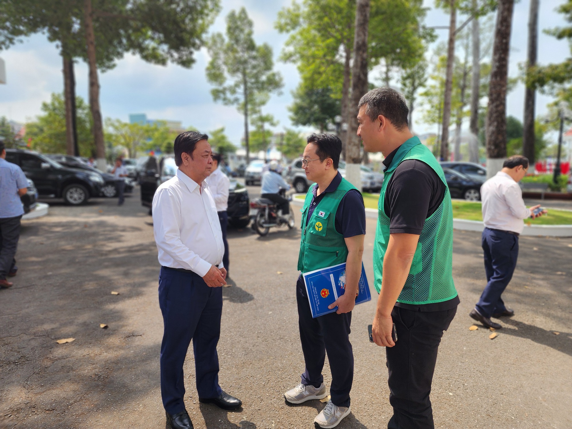 Bộ trưởng Lê Minh Hoan nói về đề án được hàng triệu nông dân kỳ vọng - Ảnh 4.
