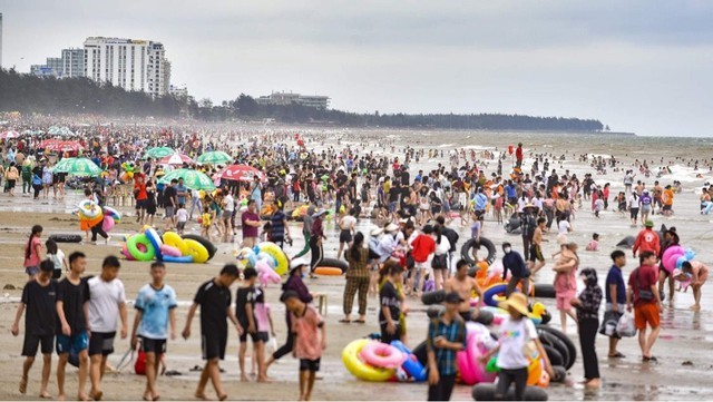 Kỷ lục mới của thành phố nhỏ nhất Việt Nam - Ảnh 1.