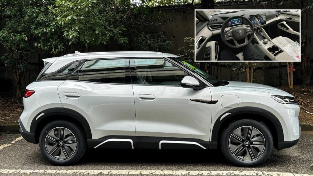 SUV điện siêu rẻ của BYD về đại lý, giá khoảng 324 triệu đồng - Ảnh 1. SUV điện siêu rẻ của BYD về đại lý, giá khoảng 324 triệu đồng - Ảnh 1.