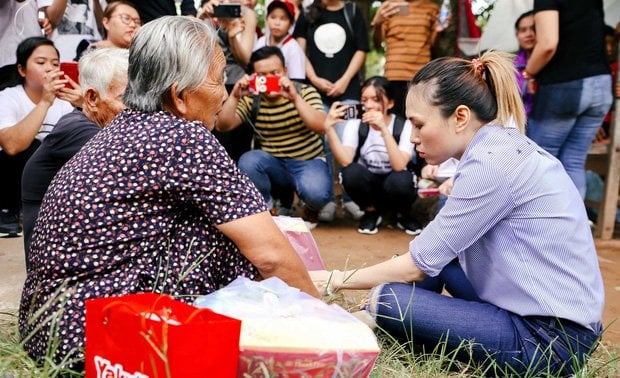 Mỹ Tâm ở tuổi 43: Không cần lấy chồng vẫn hạnh phúc, bí quyết tránh thị phi khi làm từ thiện- Ảnh 3. Mỹ Tâm ở tuổi 43: Không cần lấy chồng vẫn hạnh phúc, bí quyết tránh thị phi khi làm từ thiện- Ảnh 3.