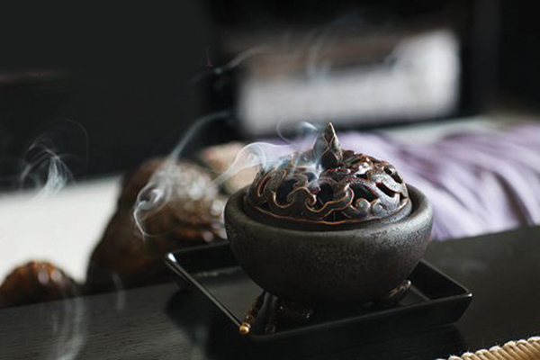 Ngày 30 Tết, dù bận đến mấy cũng đừng quên xông nhà, tẩy uế để nghênh đón vận may, gia tăng vượng khí- Ảnh 1. Ngày 30 Tết, dù bận đến mấy cũng đừng quên xông nhà, tẩy uế để nghênh đón vận may, gia tăng vượng khí- Ảnh 1.