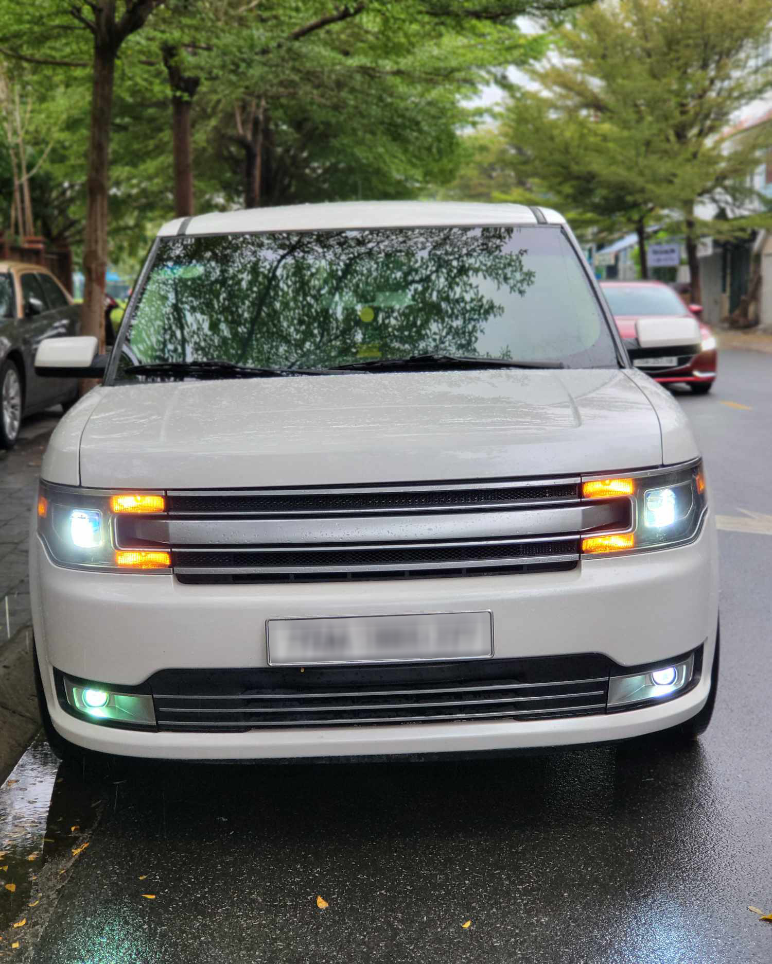 Chủ xe Ford Flex hàng hiếm tại Việt Nam: 'Đáng chơi vì nhiều phụ tùng dùng chung với Explorer, đi 100 km chỉ tốn 10 lít xăng' - Ảnh 4.