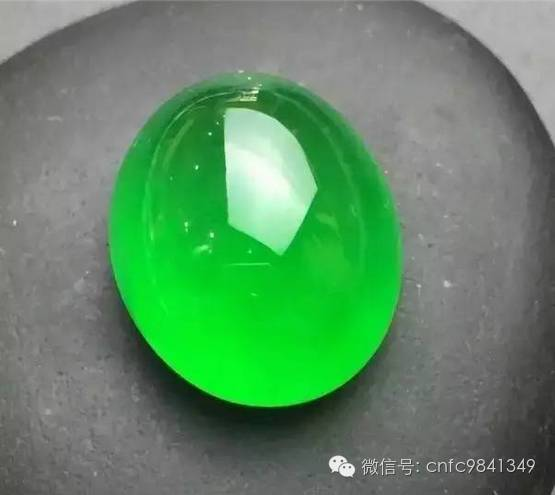 Dọn nhà tìm thấy chiếc hộc tủ bí ẩn, hai vợ chồng sững sờ khi thấy thứ bên trong: Hơn cả trúng xổ số!- Ảnh 4. Dọn nhà tìm thấy chiếc hộc tủ bí ẩn, hai vợ chồng sững sờ khi thấy thứ bên trong: Hơn cả trúng xổ số!- Ảnh 4.