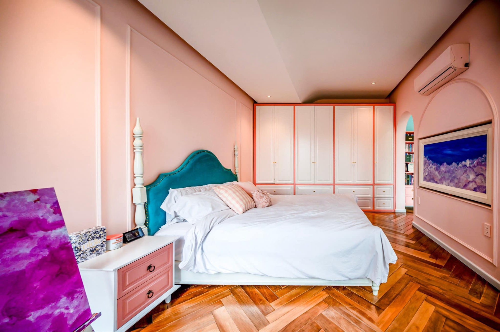 "Tổng tài" Thủy Top kết năm bằng căn nhà mới toanh, decor xinh như nơi sống của búp bê Barbie- Ảnh 12.