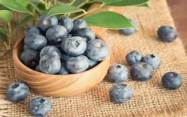 3 loại trái cây là vua hạ đường huyết, ăn thường xuyên có thể làm thông mạch máu, tuyến tụy trẻ ra nhiều tuổi - Ảnh 2.