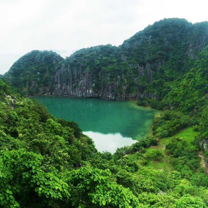 Hòn đảo hình Hòn đảo hình