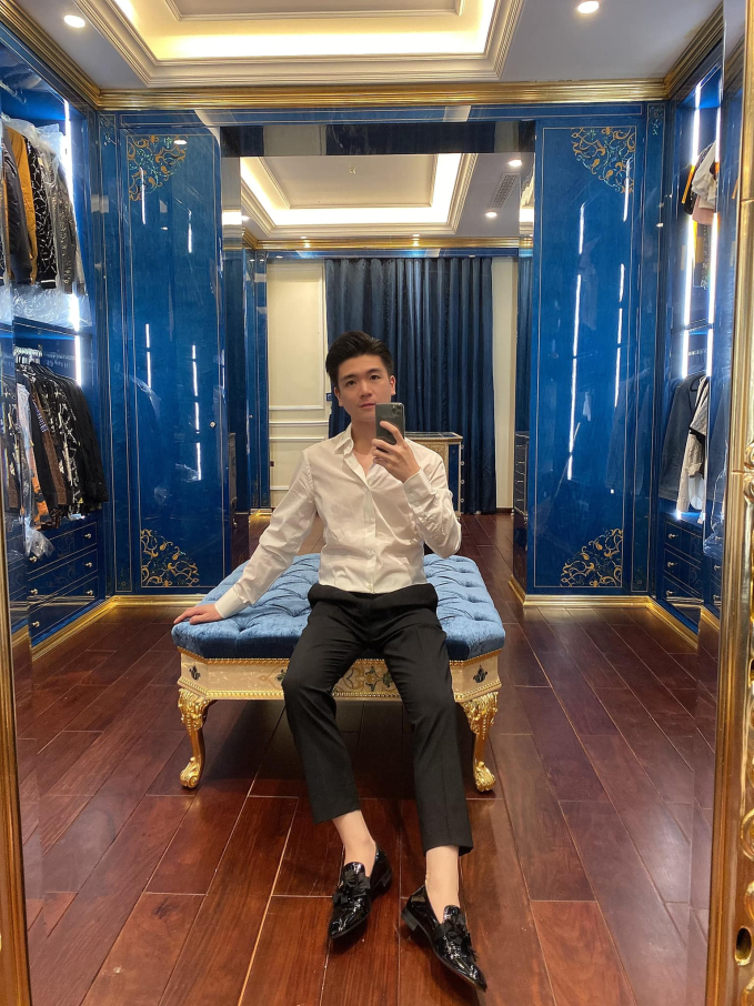 Thiếu gia tập đoàn nghìn tỷ có cuộc sống sống xa hoa, làm bố đơn thân gần 5 năm nhưng danh tính vợ vẫn là điều bí ẩn nhất! - Ảnh 9. Thiếu gia tập đoàn nghìn tỷ có cuộc sống sống xa hoa, làm bố đơn thân gần 5 năm nhưng danh tính vợ vẫn là điều bí ẩn nhất! - Ảnh 9.