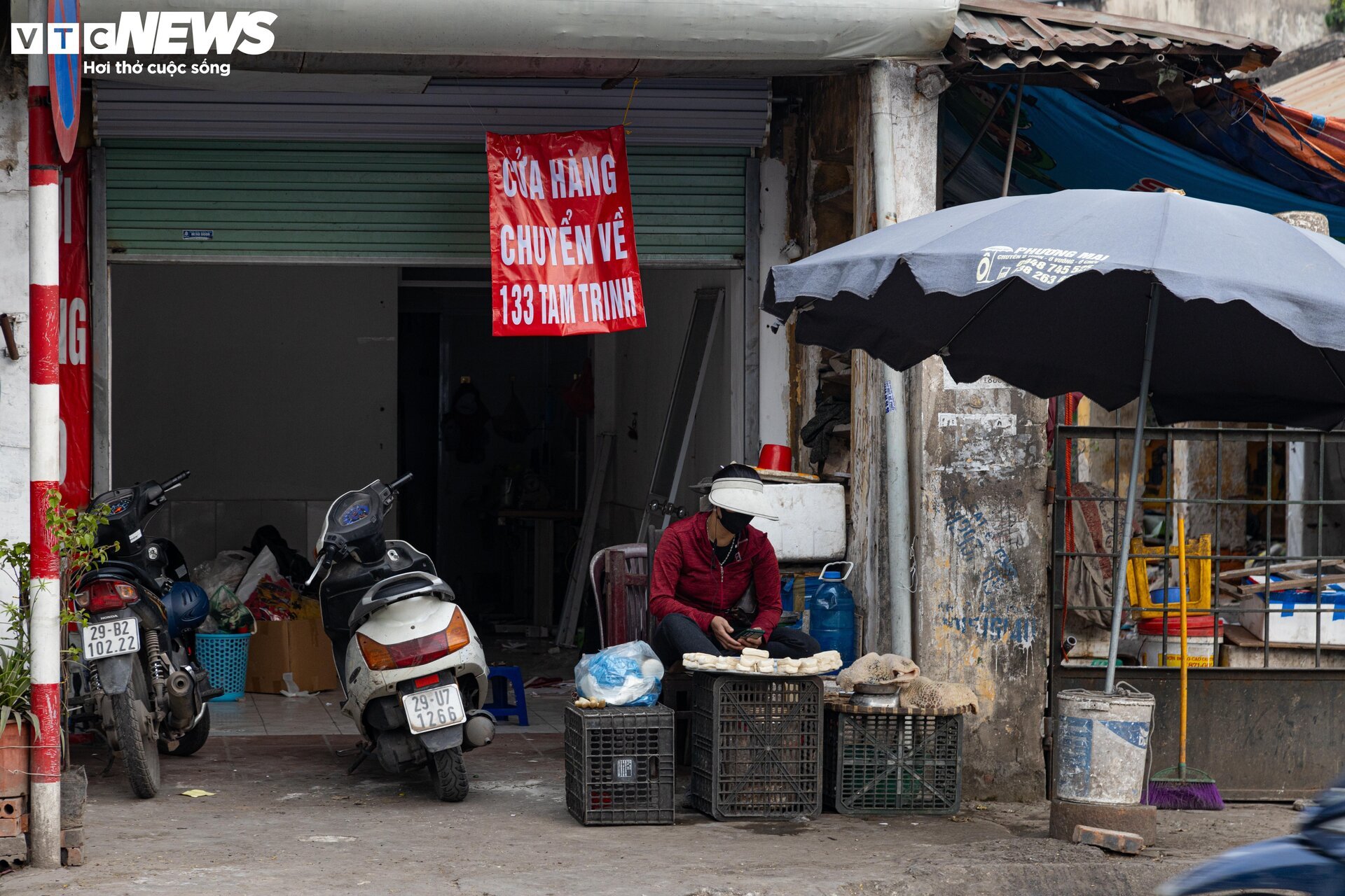 Cảnh ngổn ngang, tan hoang trong chợ Mai Động chờ ngày bị 'khai tử' - Ảnh 16.