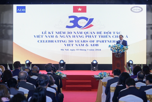 Thủ tướng đề nghị ADB hỗ trợ trong các dự án 'xoay chuyển tình thế, chuyển đổi trạng thái' - Ảnh 4. Thủ tướng đề nghị ADB hỗ trợ trong các dự án 'xoay chuyển tình thế, chuyển đổi trạng thái' - Ảnh 4.