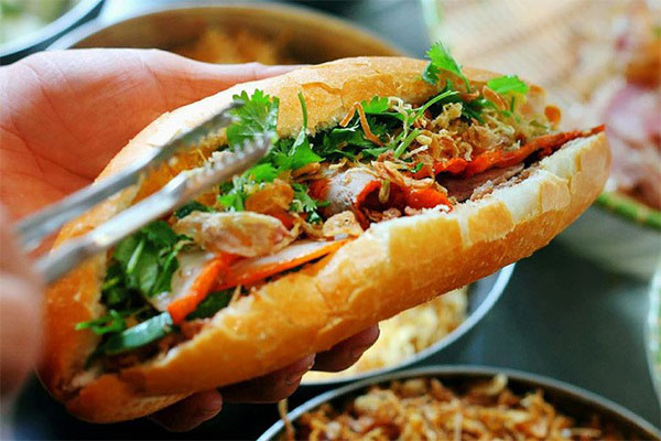 Bánh mì Việt Nam lọt top 24 món bánh mì kẹp ngon nhất thế giới - Tự hào ẩm  thực Việt