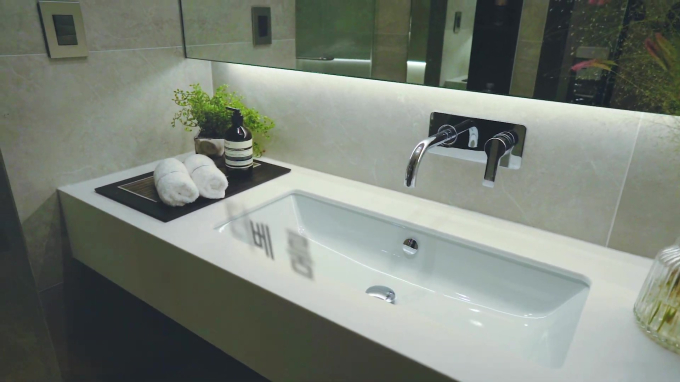 Soi căn biệt thự nằm trong khu nhà giàu của Han So Hee, mua và trả một lúc bằng tiền mặt hơn 36 tỷ - Ảnh 11.