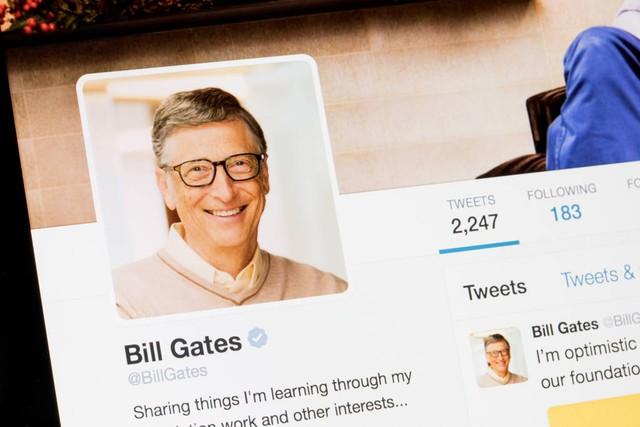 Bài phát biểu năm 2023 của tỷ phú Bill Gates: 5 lời khuyên dành cho sinh viên sắp ra trường, nắm vững để sự nghiệp thuận lợi  - Ảnh 1.