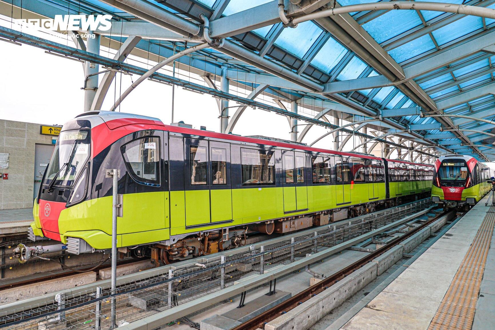 Bên trong tàu metro Nhổn - ga Hà Nội trước ngày đón khách - Ảnh 19.