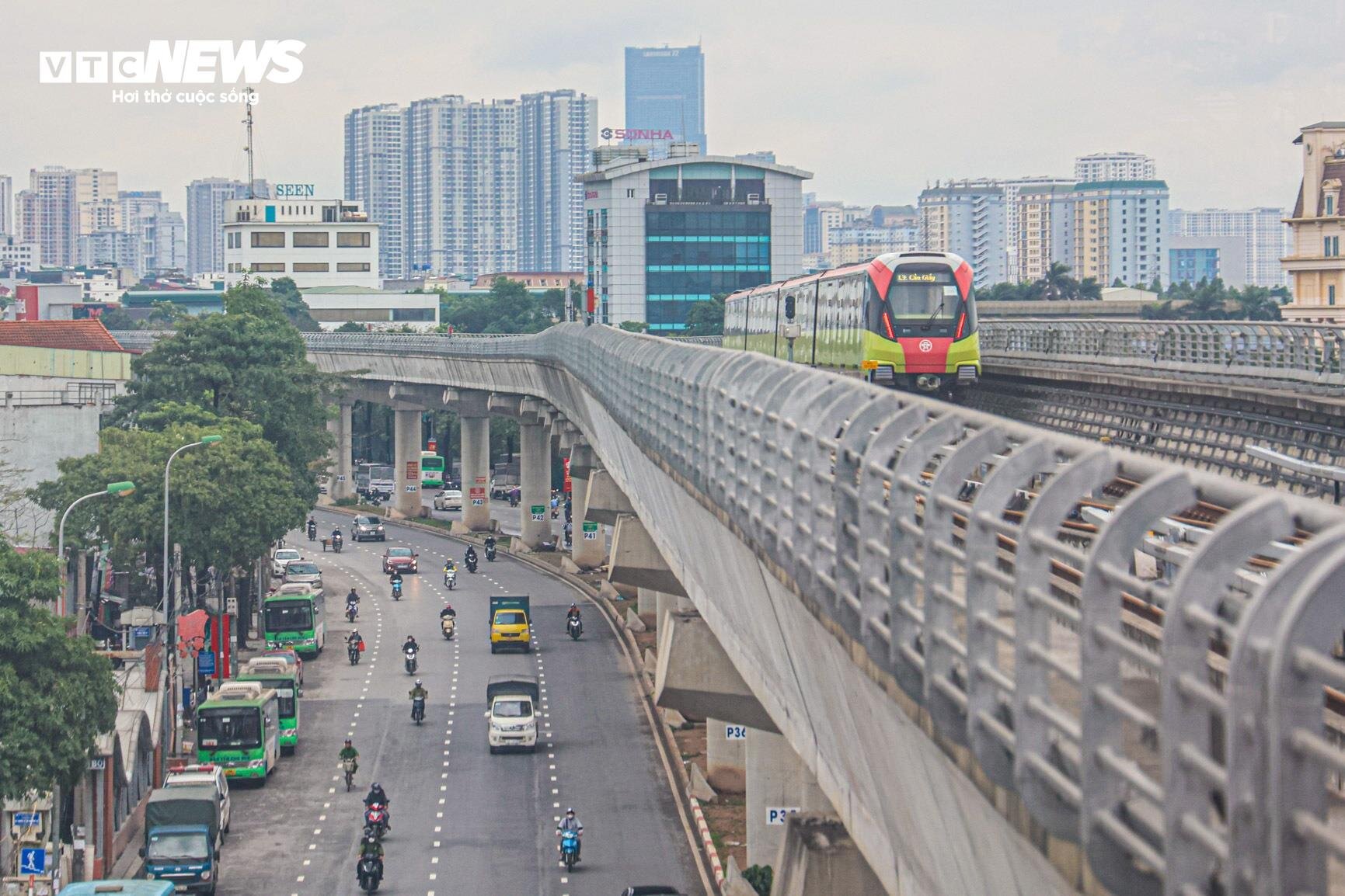 Bên trong tàu metro Nhổn - ga Hà Nội trước ngày đón khách - Ảnh 16.