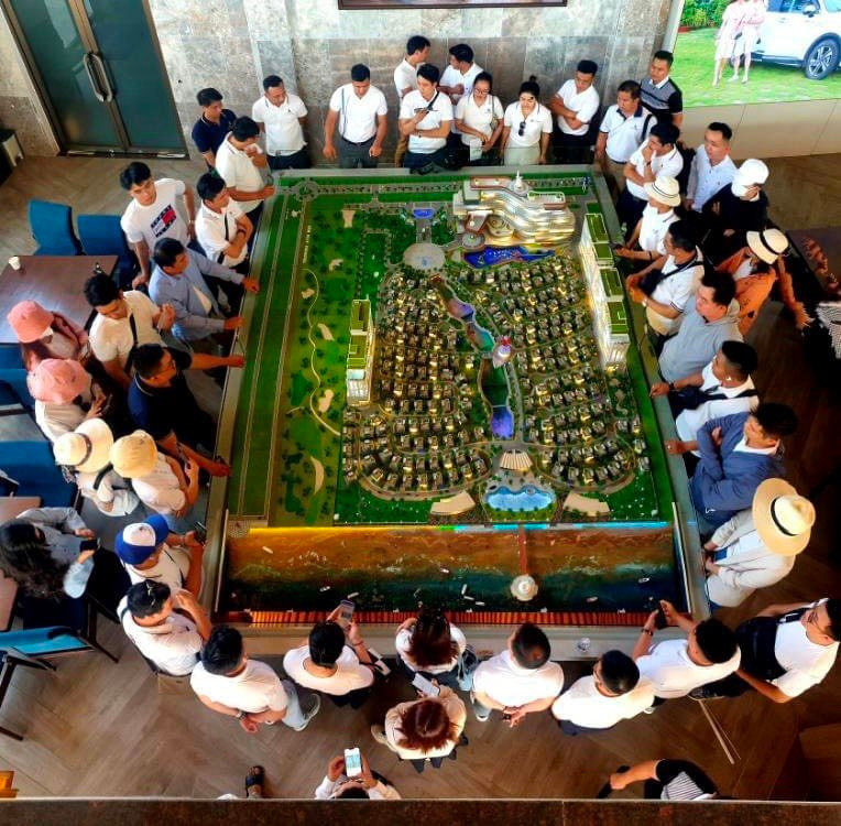 Sàn môi giới rầm rộ tuyển quân, mở rộng địa bàn hoạt động “chạy đua” với dự án mới - Ảnh 2.