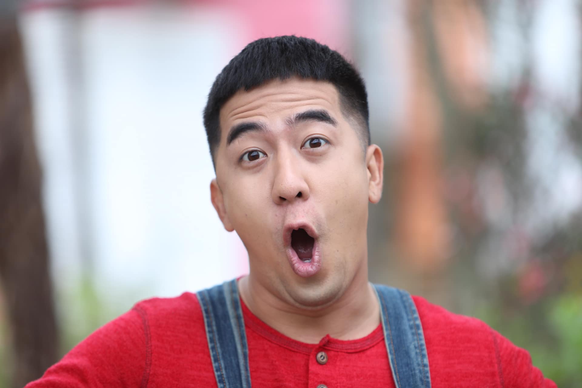 Nam diễn viên nổi tiếng: Trước tối ngày đi bar ăn chơi, nhậu nhẹt giờ chỉ thích đi chùa, tụng kinh - Ảnh 4.