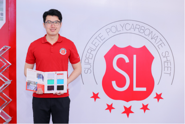 Ấn tượng không gian Tấm nhựa lấy sáng của VINASPC tại Vietbuild Hà Nội đợt 1 năm 2024 - Ảnh 1. Ấn tượng không gian Tấm nhựa lấy sáng của VINASPC tại Vietbuild Hà Nội đợt 1 năm 2024 - Ảnh 1.