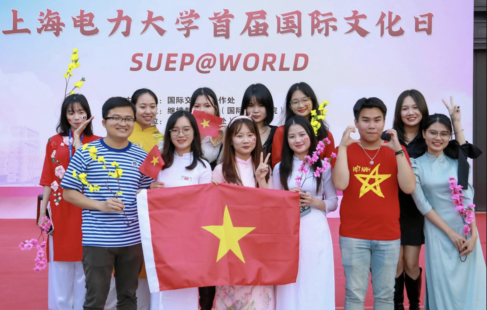 Nữ sinh Việt tự học tiếng Trung trong 2 tháng, trúng học bổng toàn phần - Ảnh 4.