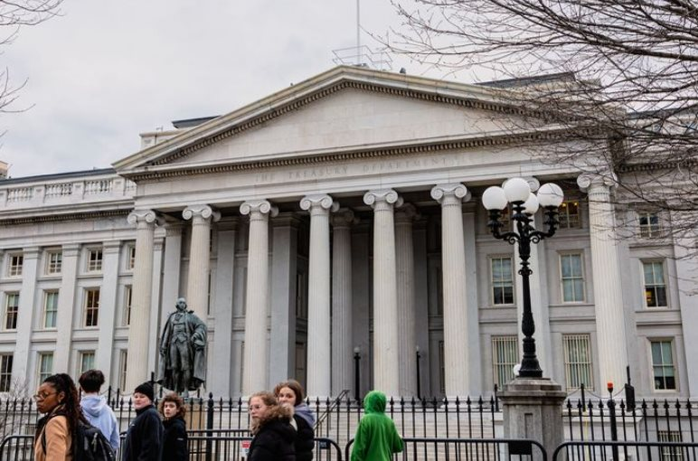 Mặc FED phát tín hiệu cắt giảm lãi suất, lợi suất trái phiếu tiếp tục tăng: Chuyện gì đang xảy ra? - Ảnh 1.