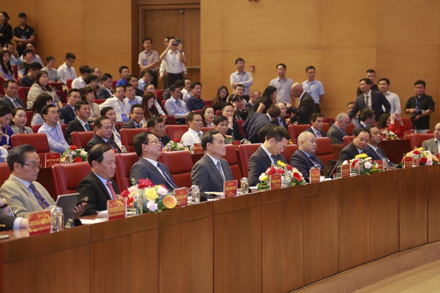 Năm tỉ phú USD thế giới đang dự hội nghị xúc tiến đầu tư ở Bình Định - Ảnh 2.