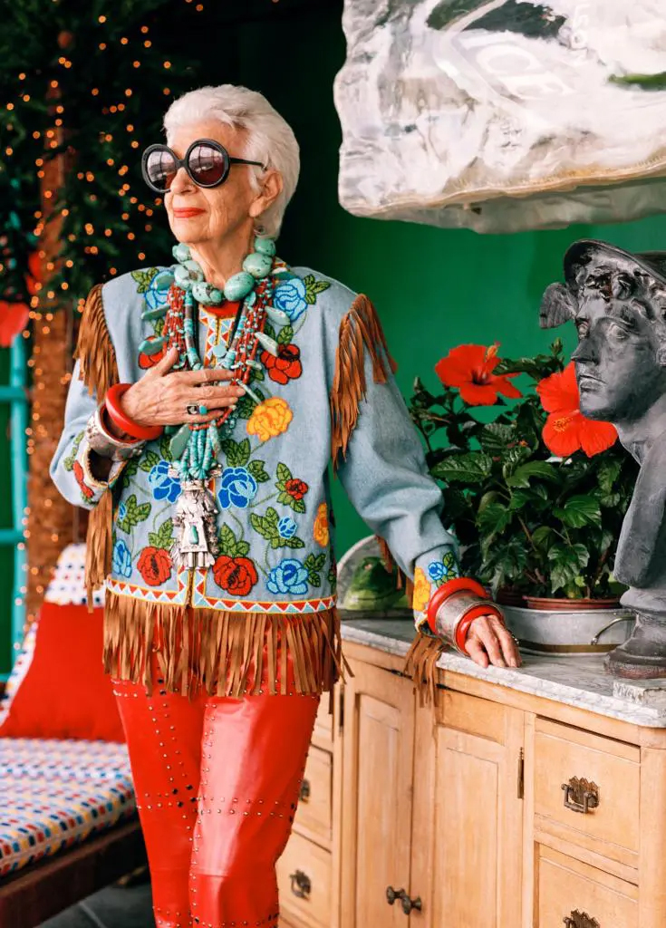 Fashionista nổi tiếng sống thọ 102 tuổi: 3 thói quen không bao giờ làm để giữ dáng mi nhon, tuổi thọ đáng ngưỡng mộ- Ảnh 3. Fashionista nổi tiếng sống thọ 102 tuổi: 3 thói quen không bao giờ làm để giữ dáng mi nhon, tuổi thọ đáng ngưỡng mộ- Ảnh 3.