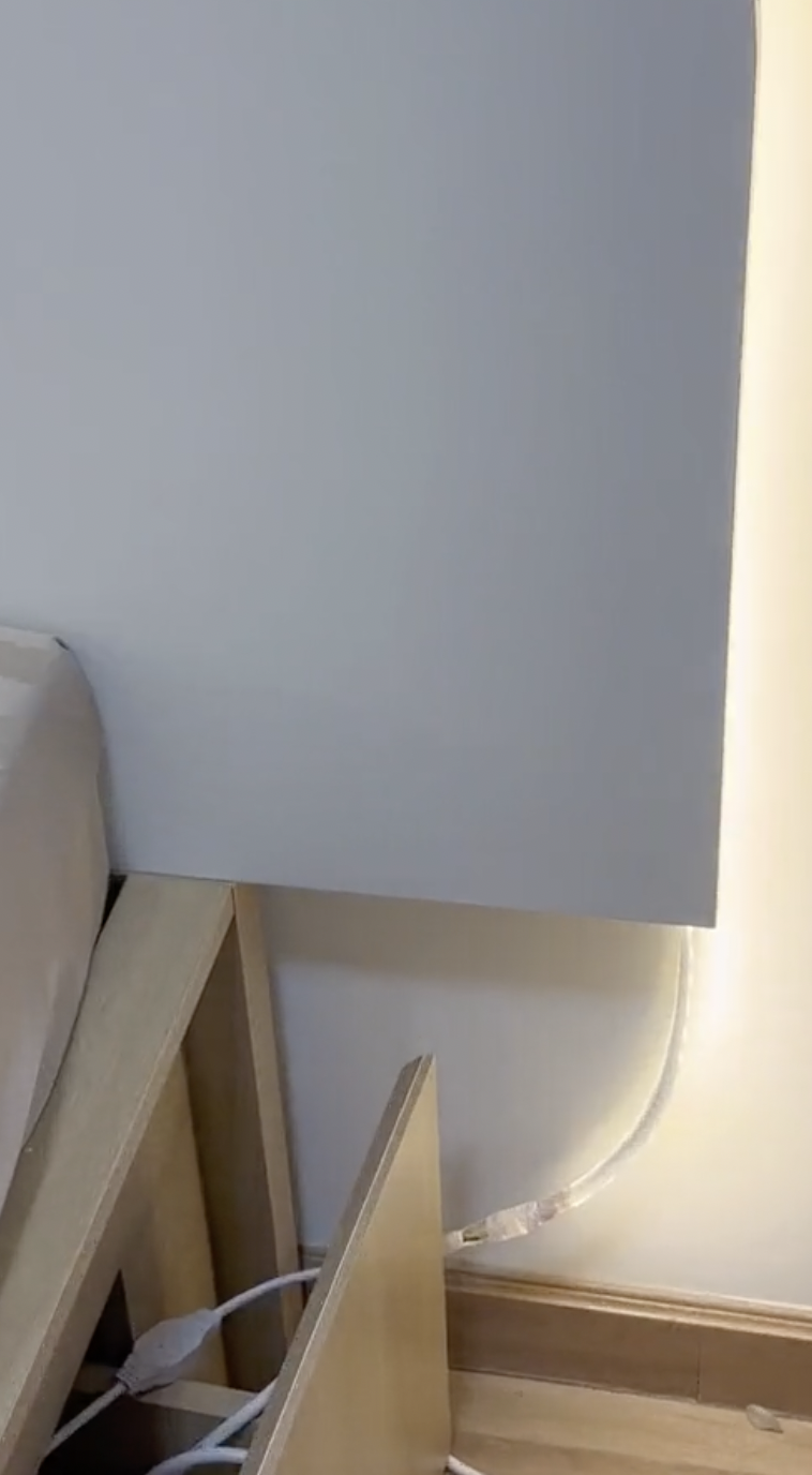 Bị lừa lắp căn bếp 6m2 giá 57 triệu còn bị chảy nước làm bong sàn gỗ, Gen Z: Làm nhà, không nên tin ai!- Ảnh 7. Bị lừa lắp căn bếp 6m2 giá 57 triệu còn bị chảy nước làm bong sàn gỗ, Gen Z: Làm nhà, không nên tin ai!- Ảnh 7.
